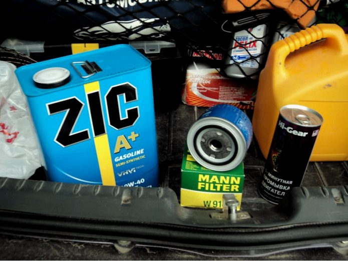 Zik-õli (ZIC) mootoris: mida peate teadma